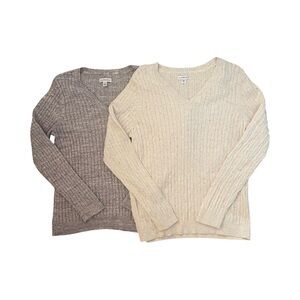 Croft & Barrow V-Neck Sweaters in Gray and Cream